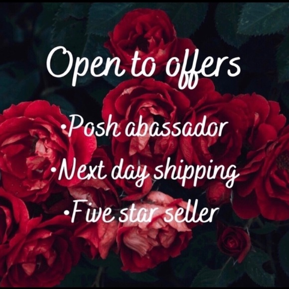 Harry Potter Hogwarts Burgundy Long Sleeve - Picture 16 of 16